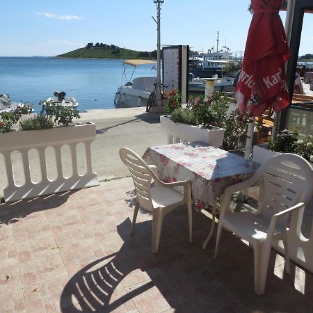 Sweet Sea Apartments Pakoštane Kültér fotó